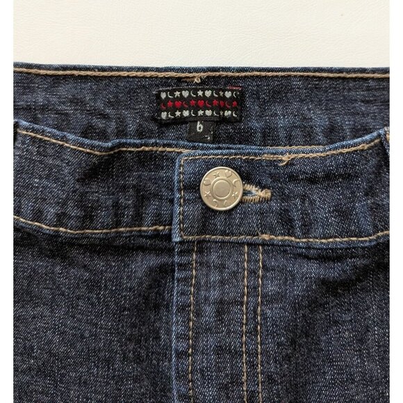 Women's Denim Mini Stretch Skirt With Raw Hem Dark Wash Size 6/28" - Picture 3 of 7